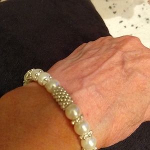 pearl & silver stretch bracelets